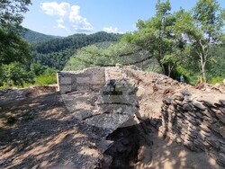 Село Храстово - крепост - разкопки