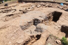 Село Храстово - крепост - разкопки