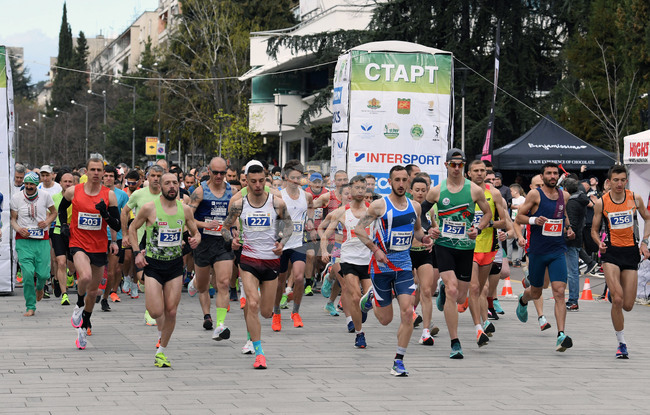 Стара Загора посреща юбилейния си десети маратон с нови бонуси и премии