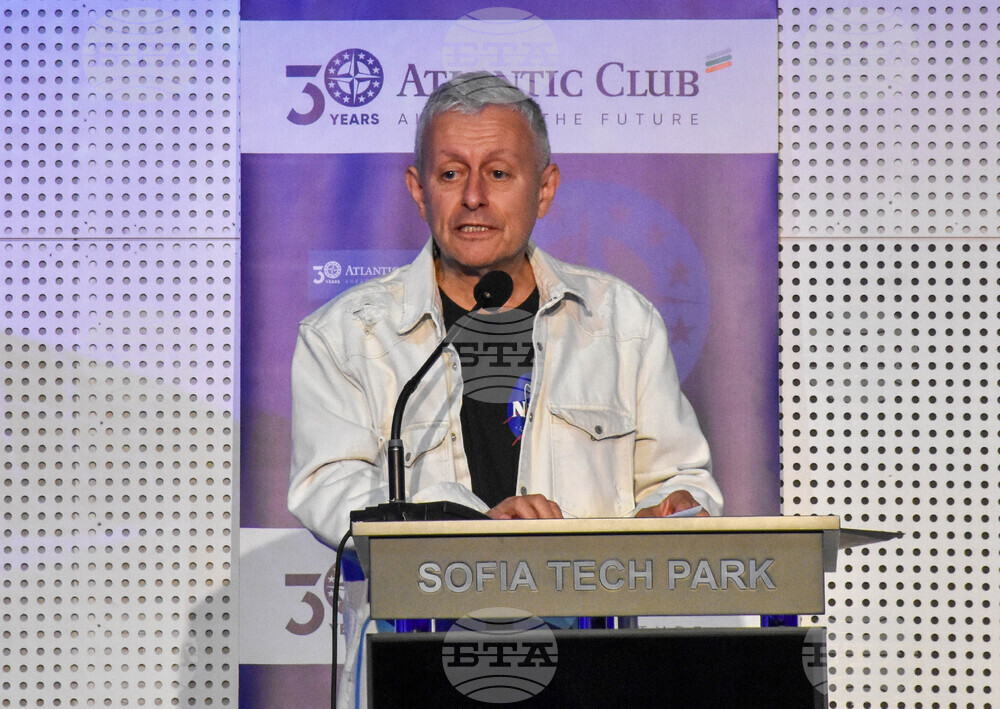 Ало, Космос! Говори България - фестивал - Соломон Паси