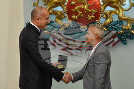 Румен Радев - Йордан Йовчев - награда