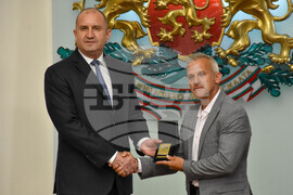 Румен Радев - Йордан Йовчев - награда