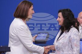 Национален пресклуб на БТА-София - Държавна агенция „Безопасност на движението по пътищата" - награди