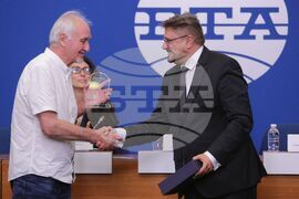 Национален пресклуб на БТА-София - Държавна агенция „Безопасност на движението по пътищата" - награди