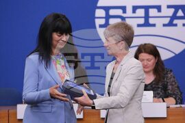 Национален пресклуб на БТА-София - Държавна агенция „Безопасност на движението по пътищата" - награди