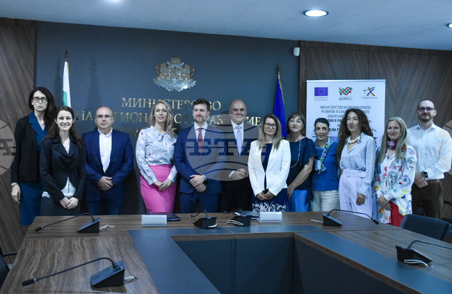 МРРБ - „Фонд мениджър на финансовите инструменти в България" ЕАД - финансово споразумение