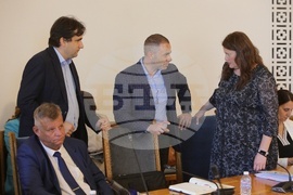 Парламент - Комисия по транспорт и съобщения