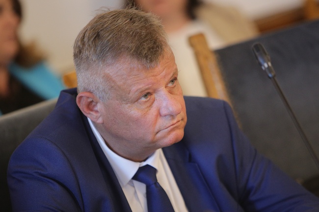 Работи се по нова модерна система за издаване на билети в БДЖ, съобщи заместник-министър Бисер Минчев