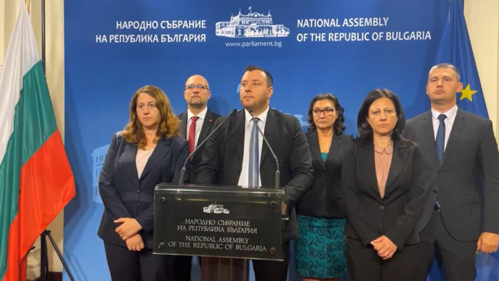 Петър Петров от „Възраждане“: БСП, които правят подписка против джендър идеологиите, не подкрепиха създаването на регистър на педофилите