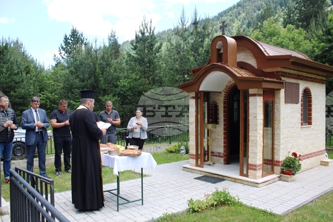 Село Бели Искър - параклис - Петровден