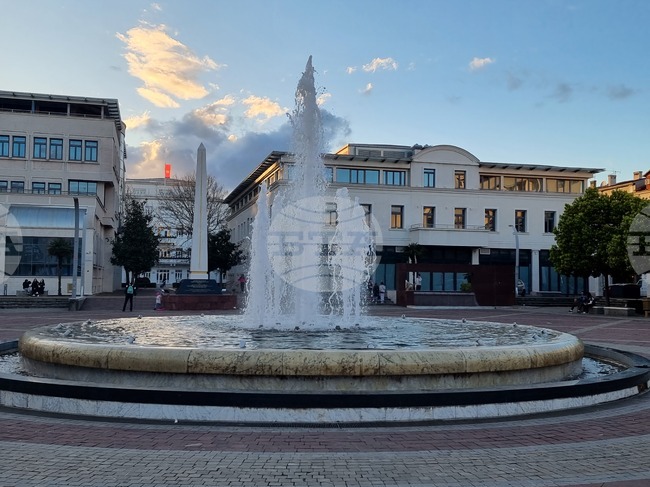 Черногорското правителство планира да въведе седемчасов работен ден