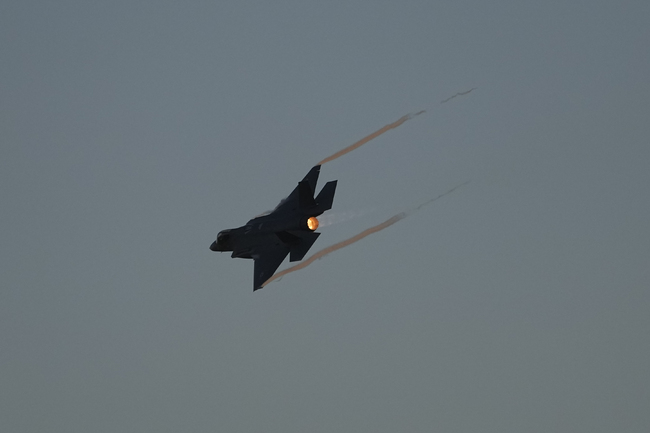 Вашингтон заплашва Турция, че ще продаде F-35 на Гърция, ако Анкара продължи да бави членството на Швеция в НАТО, твърди гръцка телевизия
