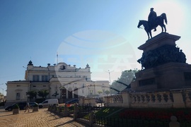 Народно събрание - паметник „Цар Освободител“