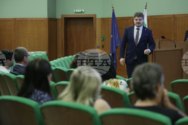  Лекция-дискусия - “Реторически основи на обвинителната реч“