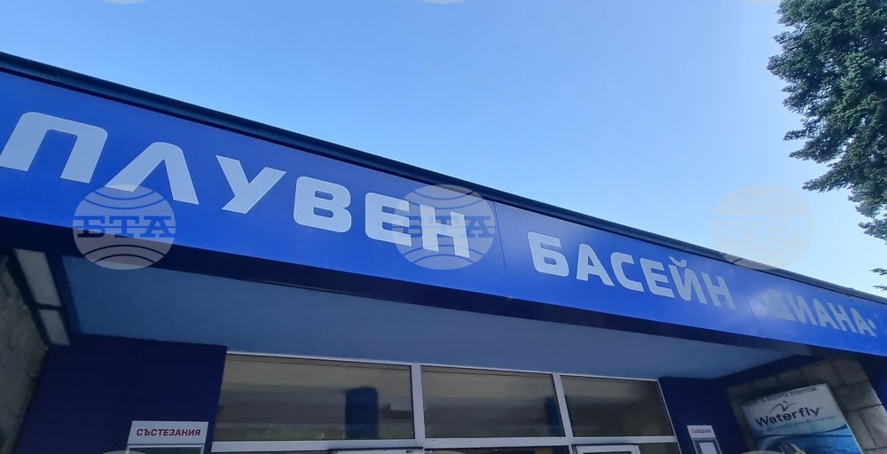 Калоян Братанов спечели "кралската дисциплина" в първия ден на Държавното първенство по плуване