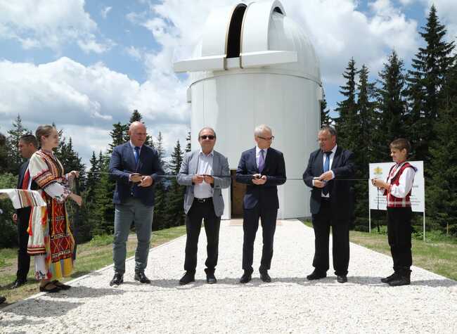 Министерски съвет: Българската държава инвестира в наука