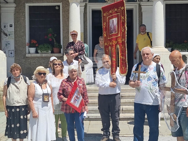 Велико Търново - поклоннически поход - начало