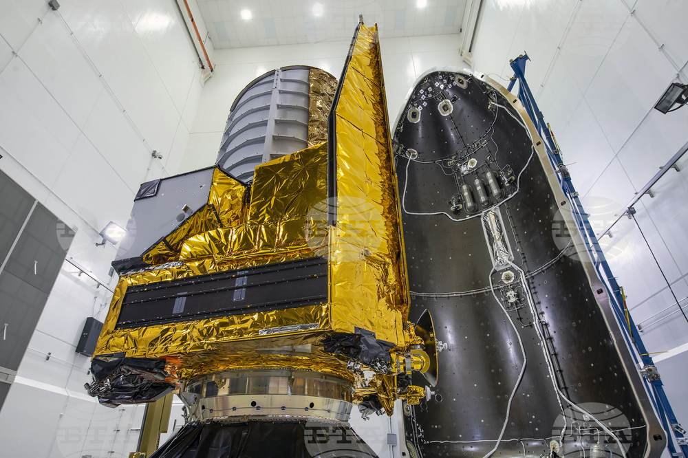 Телескопът "Евклид" надникна в дълбините на загадъчен облак