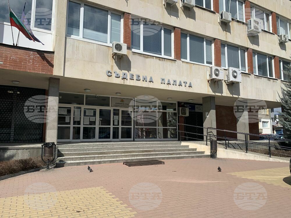 Мъж на 34 години е осъден на шест месеца затвор за шофиране в нетрезво състояние в Казанлък