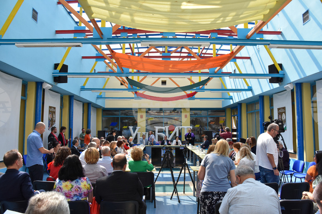 УниБИТ - кръгла маса – 120 години от установяването на дипломатически отношения между САЩ и България