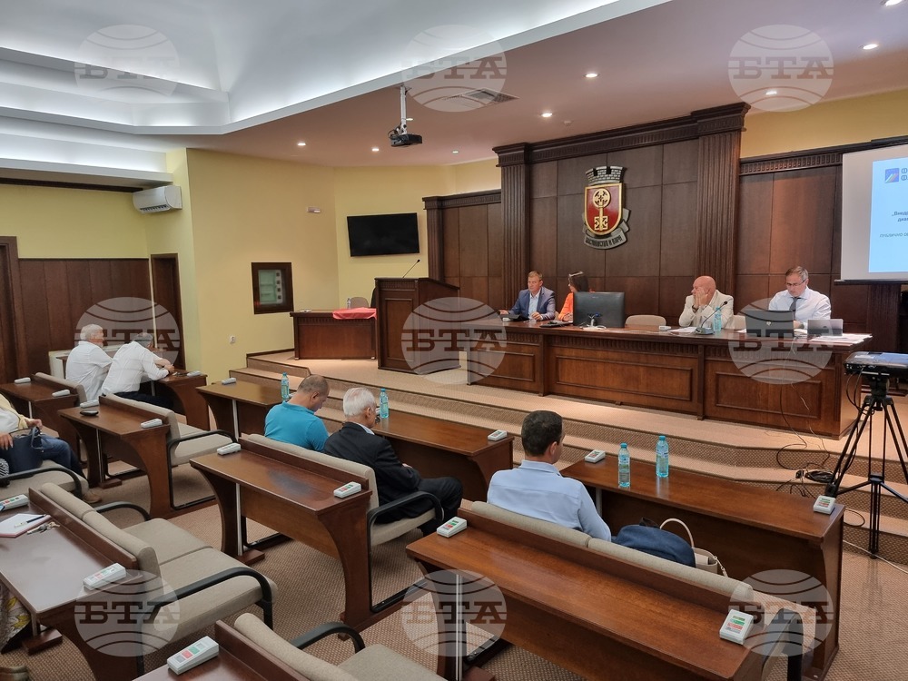Закупуването на апаратура за 7 млн. лева за онкоболницата в Хасково бе подложено на обществено обсъждане