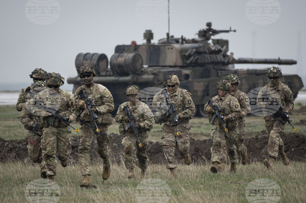 Учение с участието на около 4000 военни, включително от България, ще се състои в Румъния през май