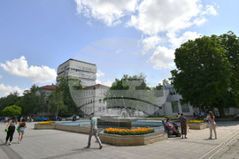 Разград - фонтан - летен сезон