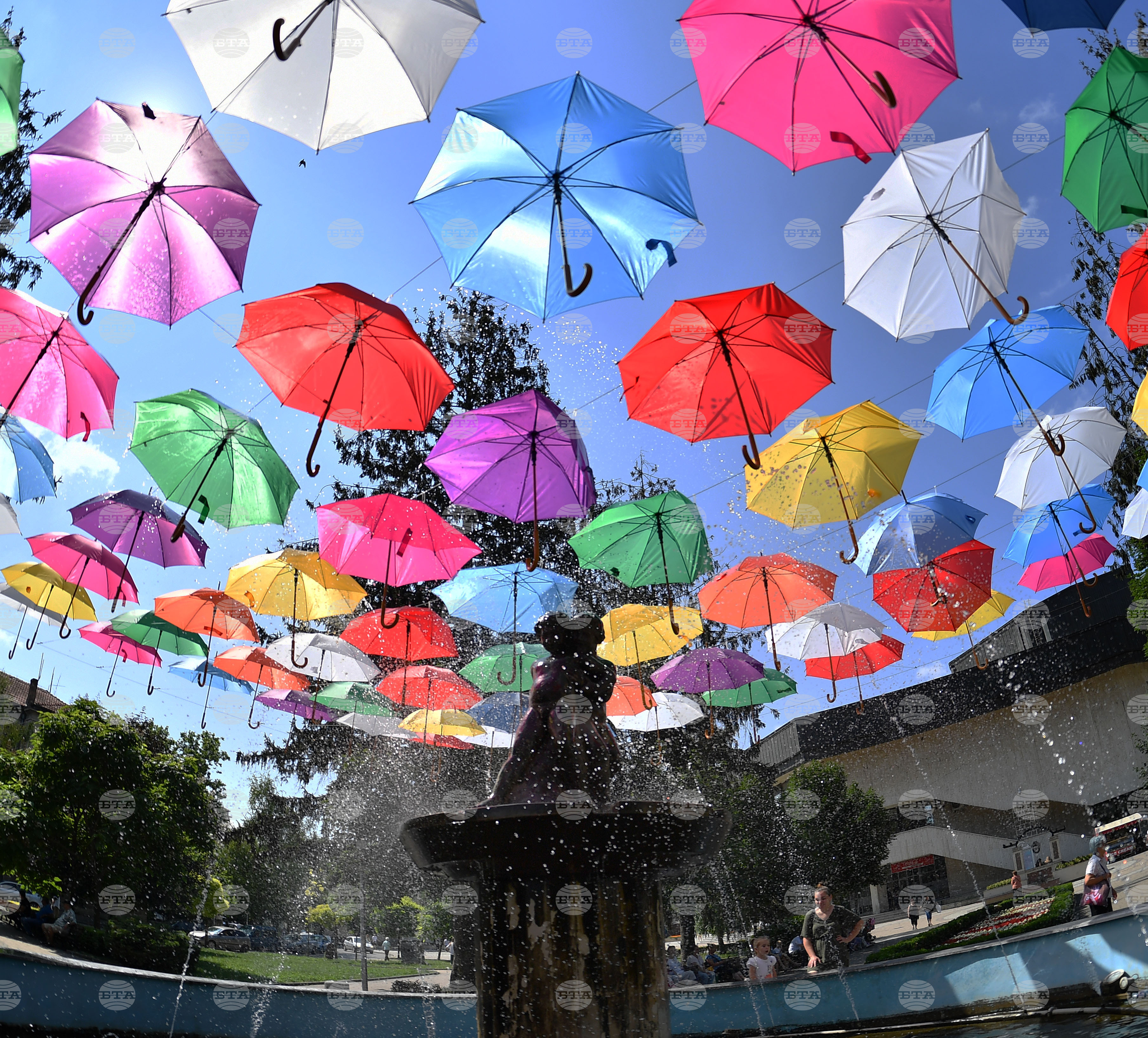 Разград - арт инсталация - чадъри