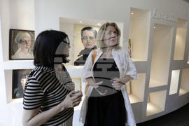 Барбара Хенкес - изложба