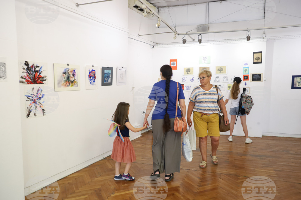Бургас - Artists connect - международна изложба