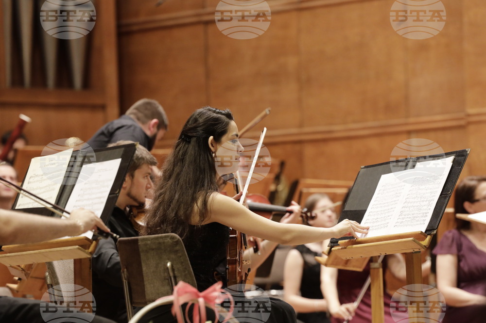 Нов симфоничен оркестър - концерт