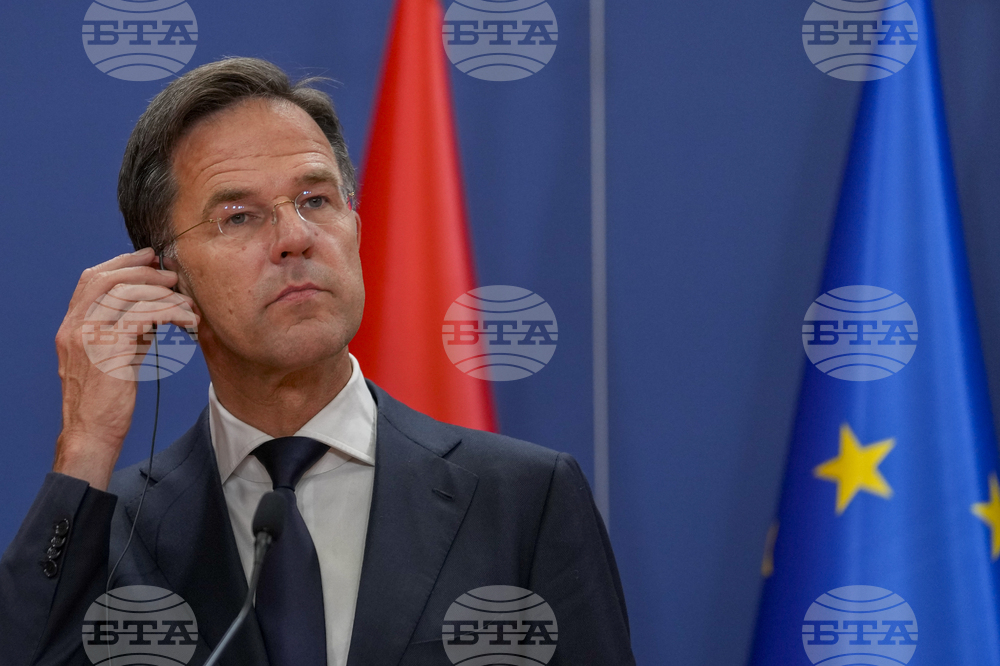 Генералният секретар на НАТО разговаря със сръбския президент и подчерта важността на сътрудничеството за стабилността на Западните Балкани