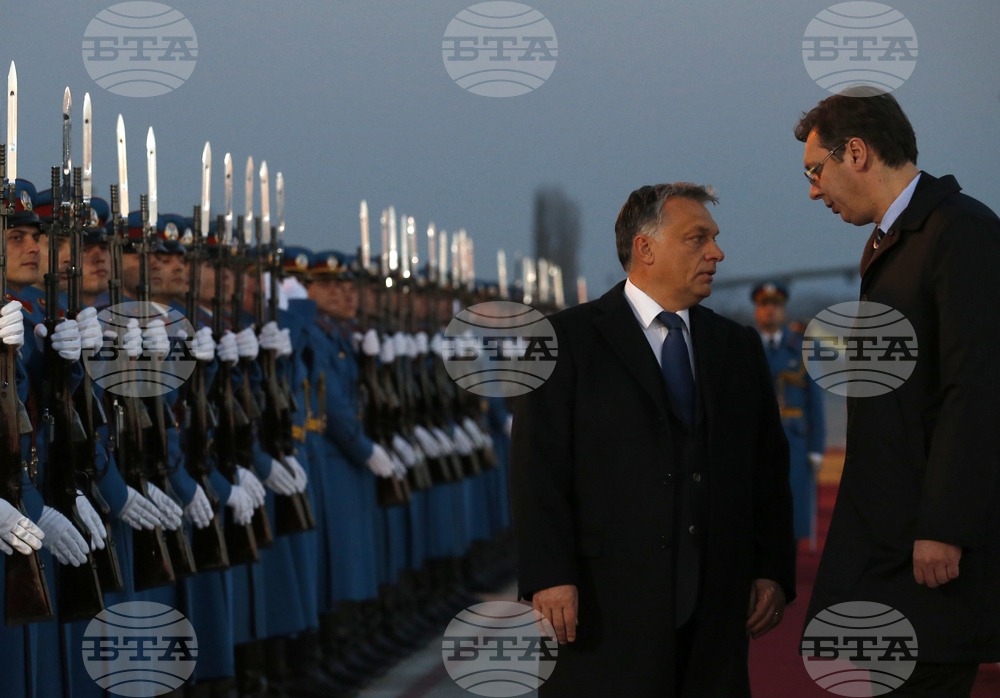 Победите на благосклонни към Путин лидери укрепват автокрациите в Европа