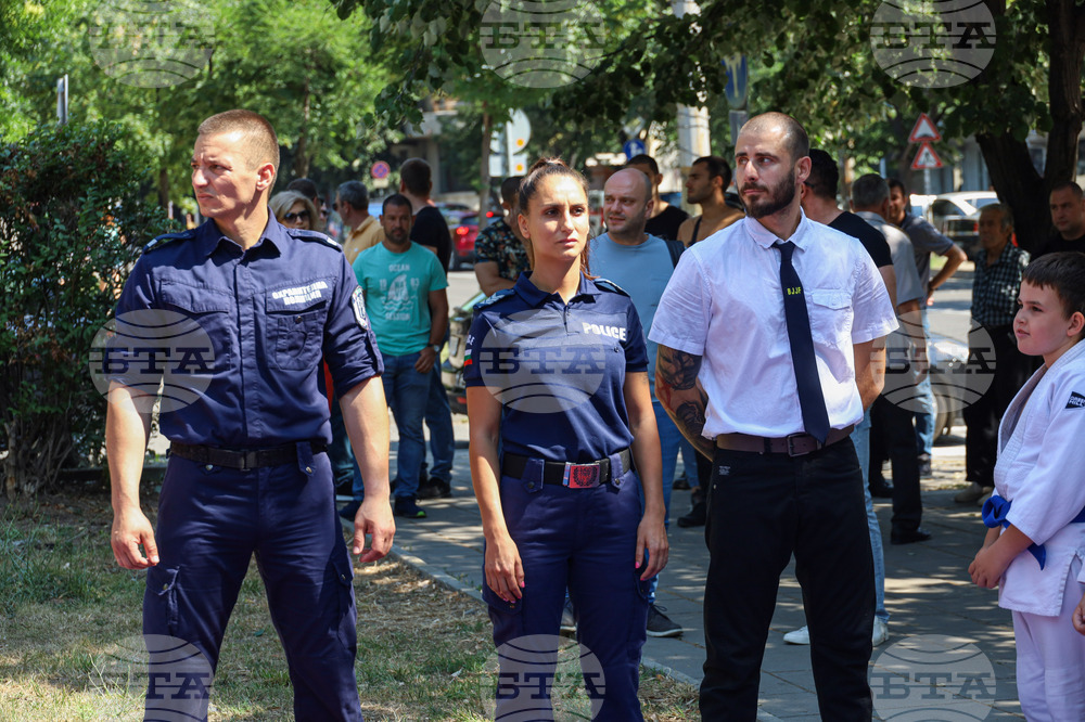 Бургас - МВР годишнина - честване и демонстрация