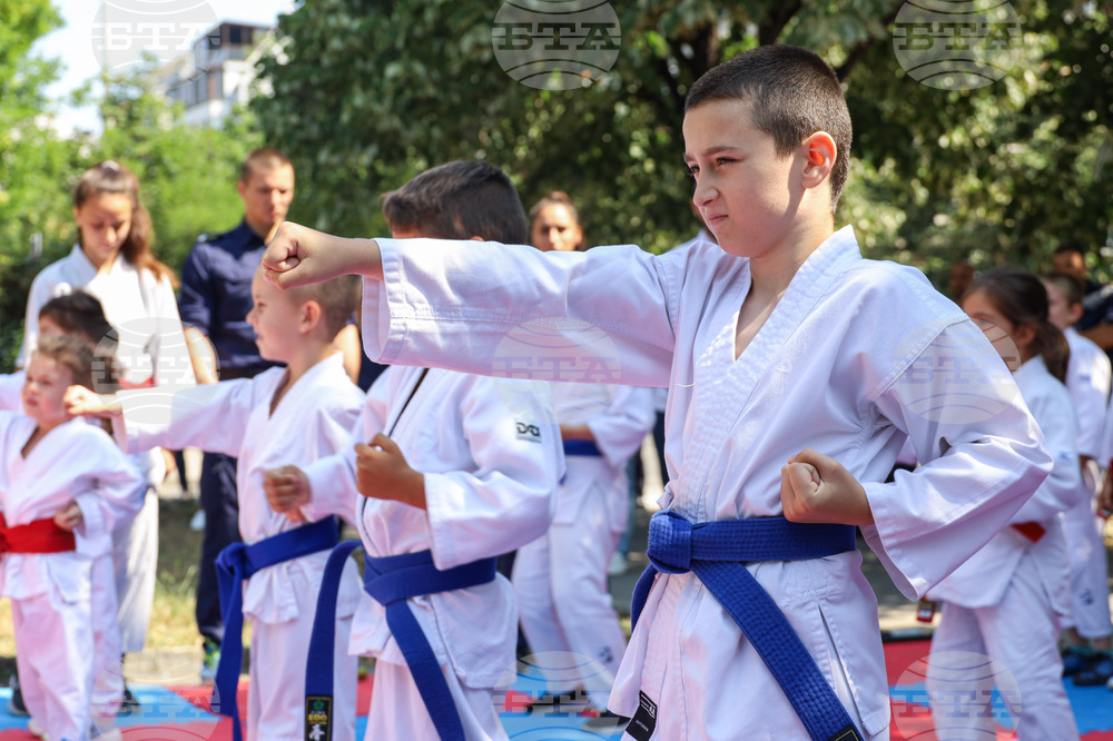 Бургас - МВР годишнина - честване и демонстрация