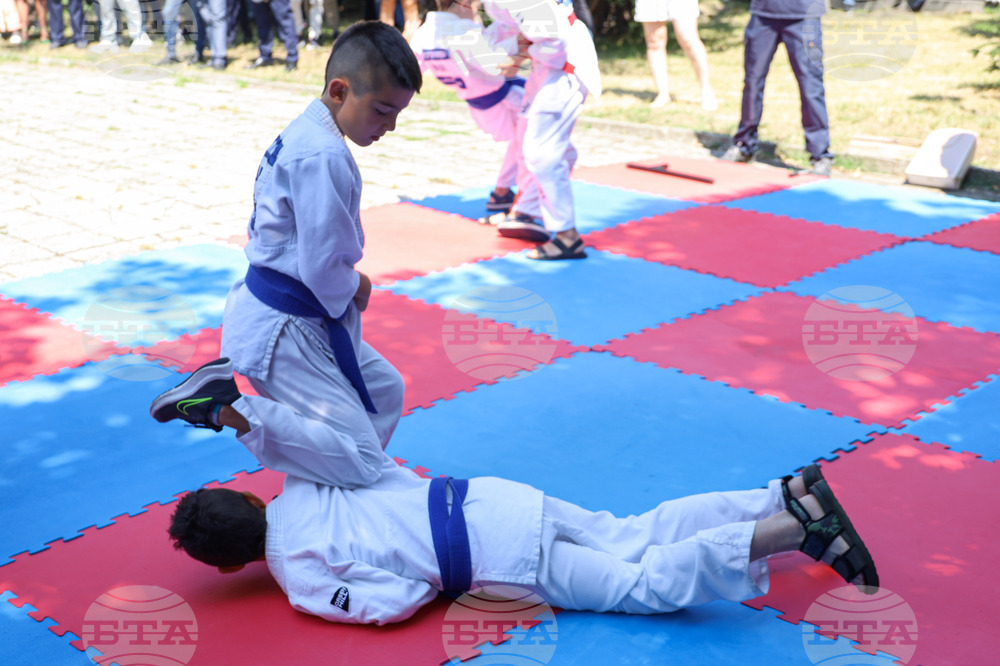 Бургас - МВР годишнина - честване и демонстрация