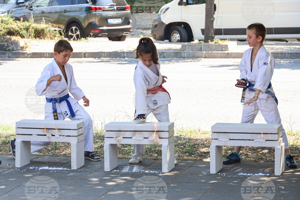 Бургас - МВР годишнина - честване и демонстрация