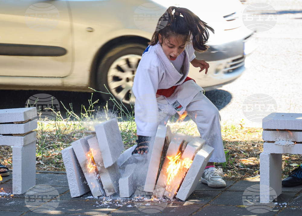 Бургас - МВР годишнина - честване и демонстрация
