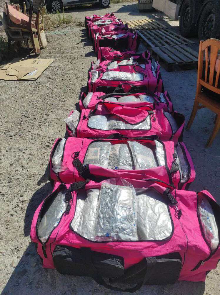 Агенция „Митници“: Марихуана за над 1 млн. лв. откриха митнически служители при проверка на контейнер с лични вещи