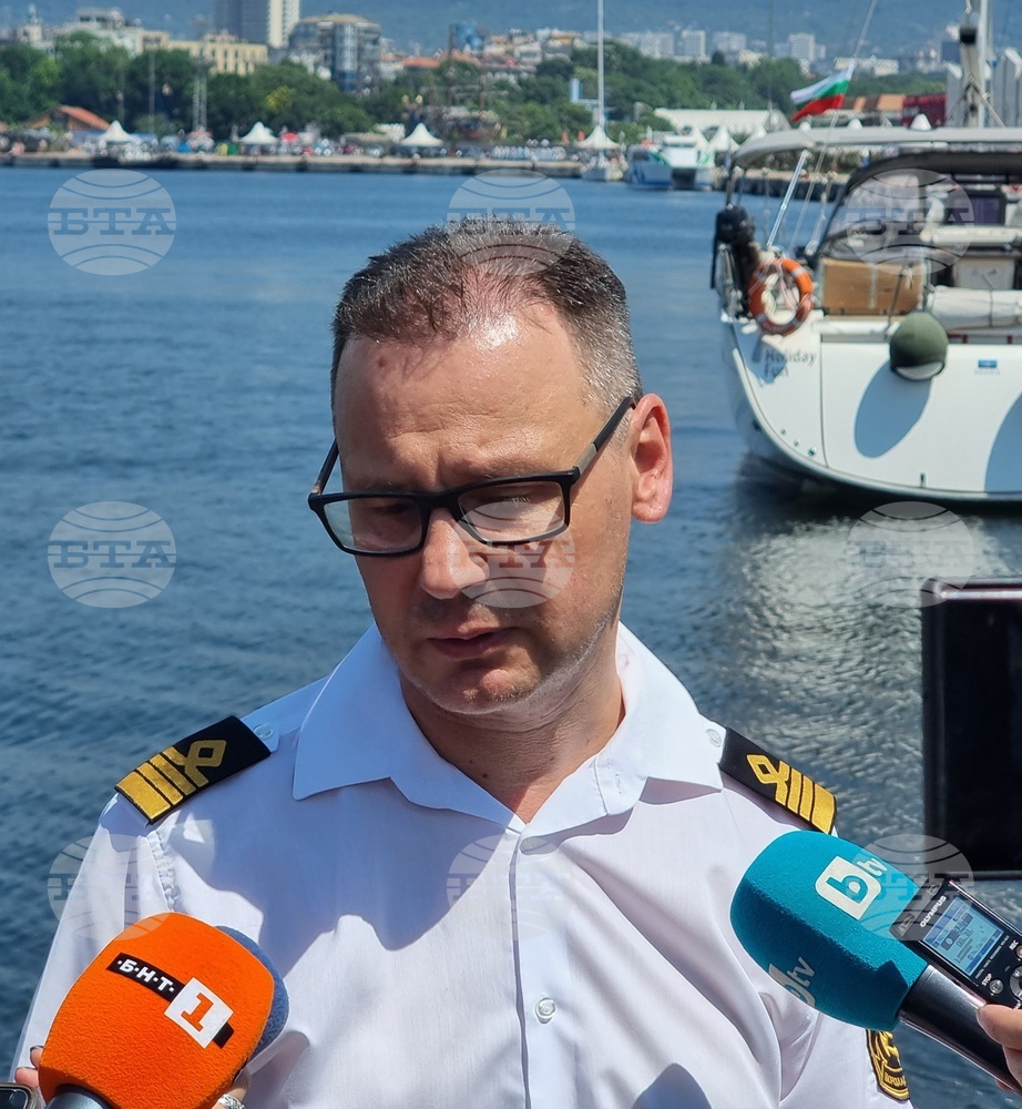 Корабът, на който загинаха двама моряци, ще стои във Варна до приключване на разследването