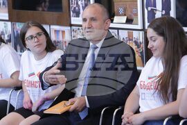 Румен Радев - деца - среща