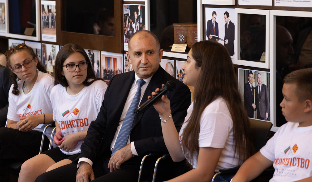 Румен Радев: Младите хора на България и РСМ дават пример на политиците, че заедно могат да градят общо бъдеще в Обединена Европа