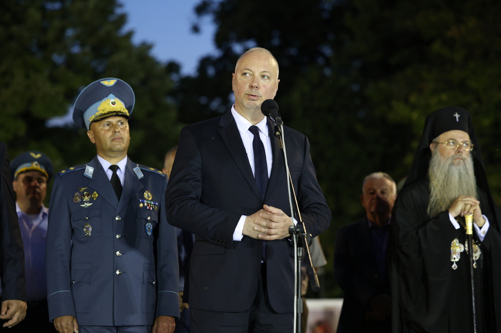 Ние днес сме връзката между героичното минало и мечтите за славно бъдеще на България, заяви председателят на парламента Росен Желязков на бойния празник на гарнизон Пловдив