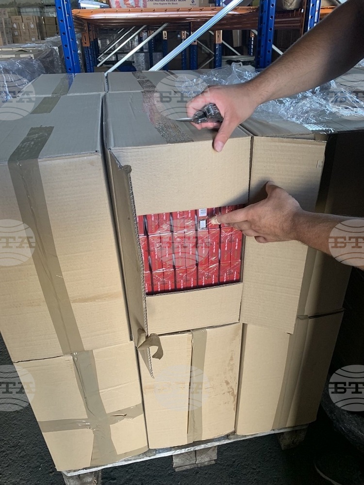 Митнически служители задържаха голямо количество цигари без бандерол на ГКПП "Кардам"