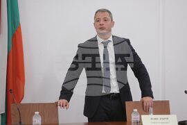 Парламент - Комисия по енергетика - Делян Добрев