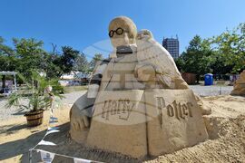 Бургас - фестивал на пясъчните скулптури