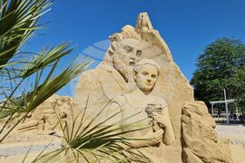 Бургас - фестивал на пясъчните скулптури