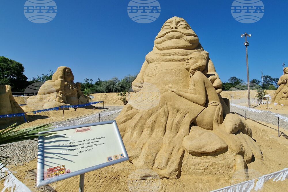Бургас - фестивал на пясъчните скулптури