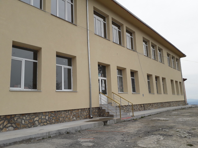 Промени в Оперативната програма "Наука и образование за интелигентен растеж" осигуряват допълнителна подкрепа за справяне при кризи