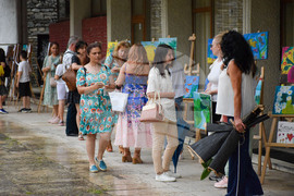 Благоевград - благотворителна изложба